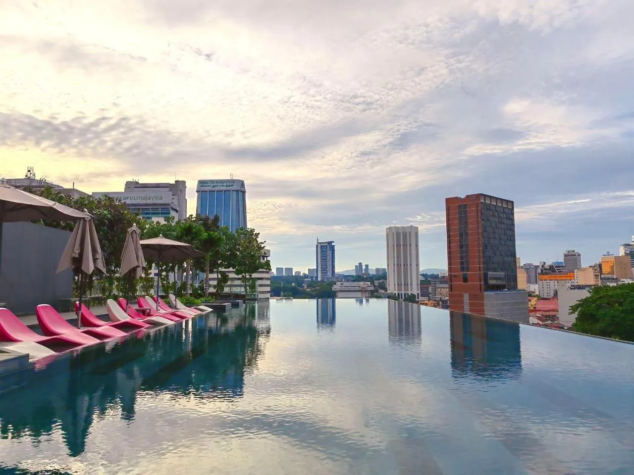 Astra At Opus Residences Kuala Lumpur 0*,